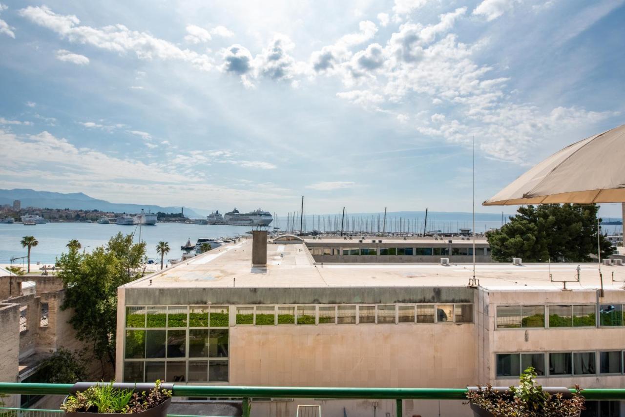 Airy Seafront 1920S Apartment Split Exteriér fotografie