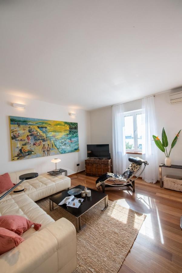 Airy Seafront 1920S Apartment Split Exteriér fotografie